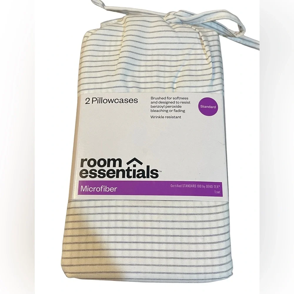🌸 Bundle of 3 packages Easy-Care Room Essentials‎ Pillowcases NWT
